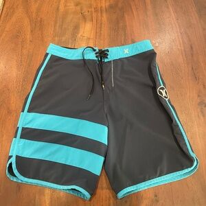 4 pairs Hurley Phantom swim shorts